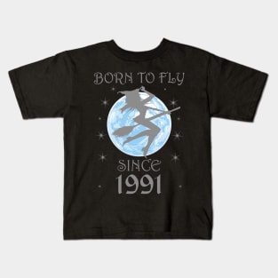 BORN TO FLY SINCE 1947 WITCHCRAFT T-SHIRT | WICCA BIRTHDAY WITCH GIFT Kids T-Shirt
